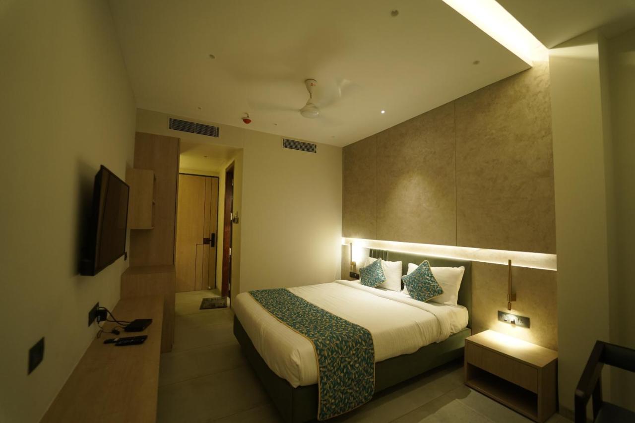 Hotel Laksh Rāipur Buitenkant foto